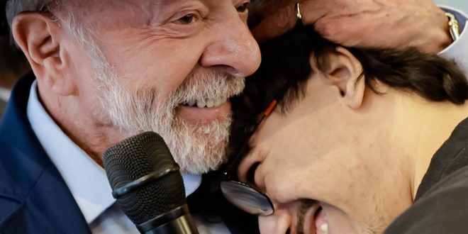 Lula condena ingerência externa no processo eleitoral brasileiro